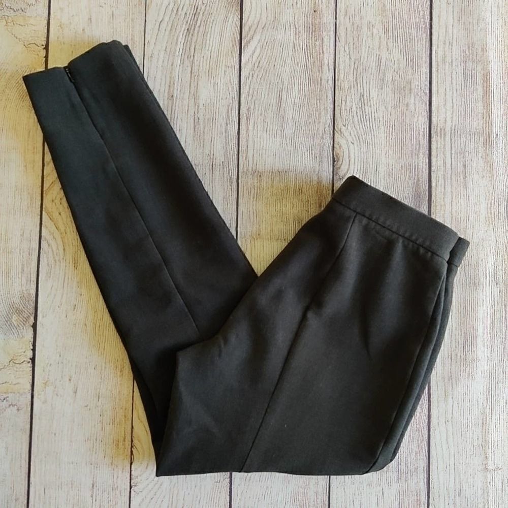 HalogenΒ slimβleg zip hemβankleβpantsβcharcoalβgrayβszβ4P
